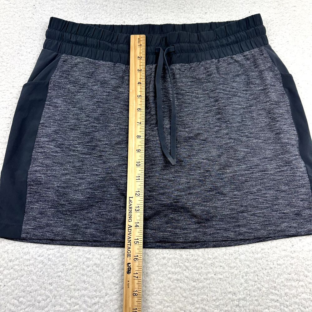 Athleta Excursion‎ Hybrid Skort Women's M Gray Lightweight Stretch Shorts Skirt - Picture 5 of 10